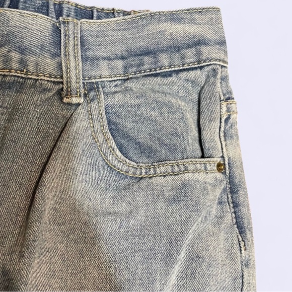 Women's Relaxed Ripped Distressed Faded Denim Jeans - Picture 12 of 12